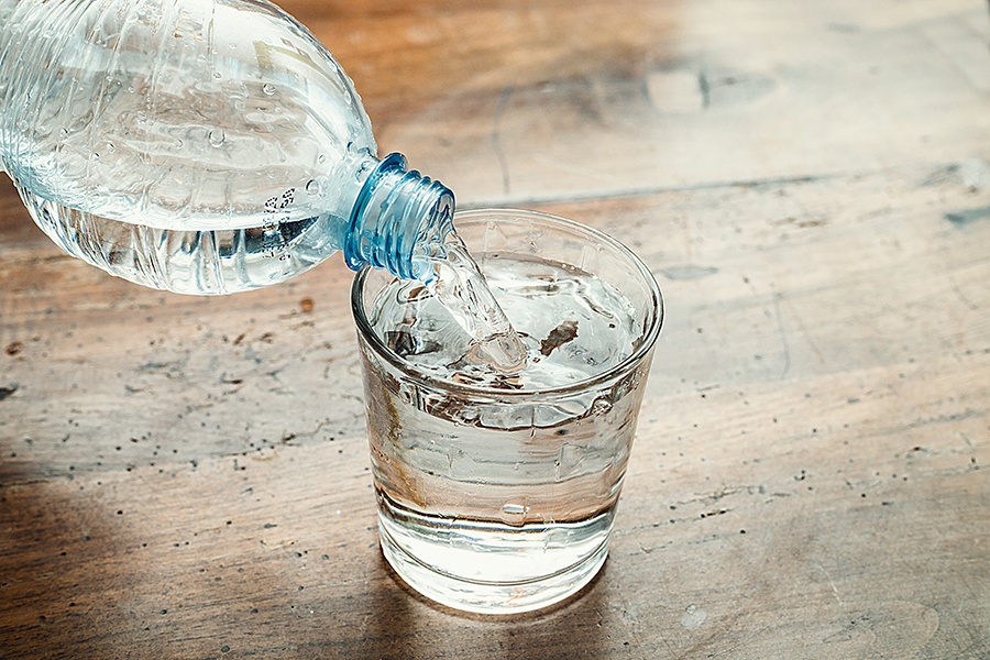 What are the signs and symptoms of dehydration?